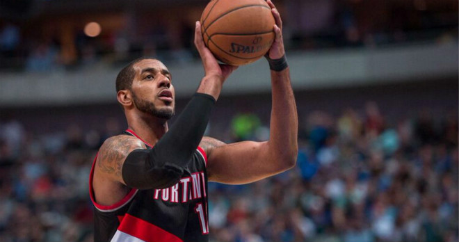 在利用他们 在利用他们