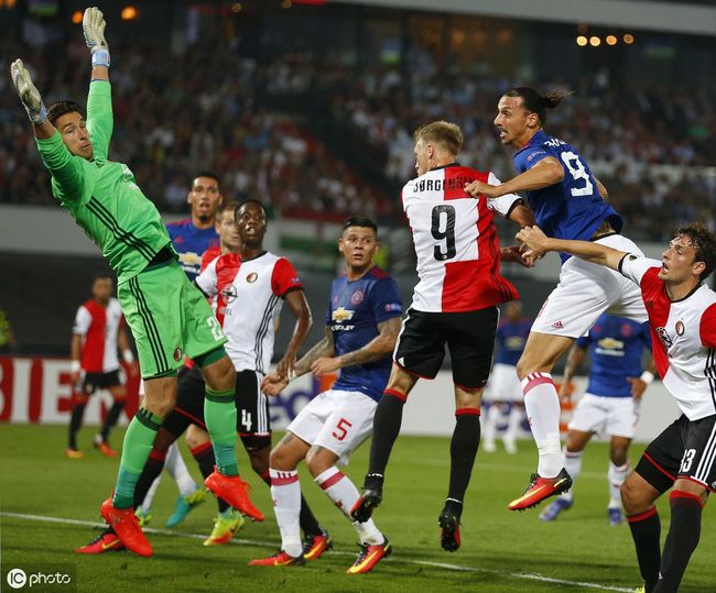 职业足球新 职业足球新